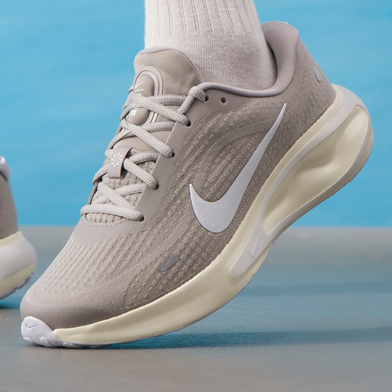 2026 Nike Men's Journey Run Ro - Men Shoes Size Nike recensie en prijs