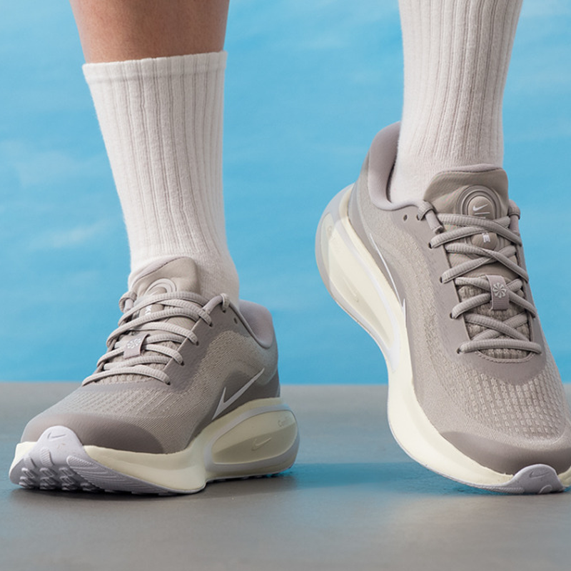 2026 Nike Men's Journey Run Ro - Men Shoes Size Nike recensie en prijs